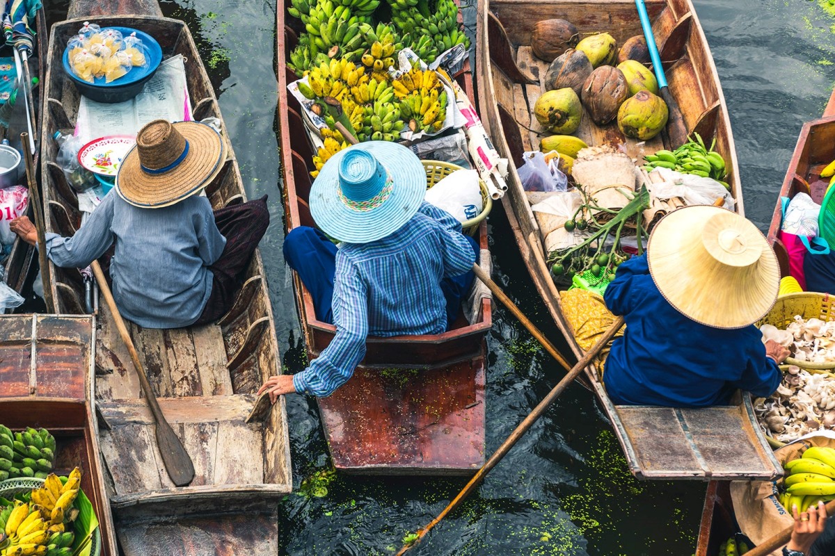 Exploring the Timeless Charms of Bangkok’s Floating Markets